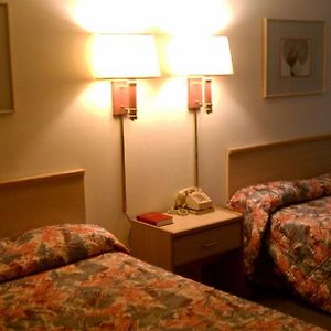 Queen Room Two Queen Beds